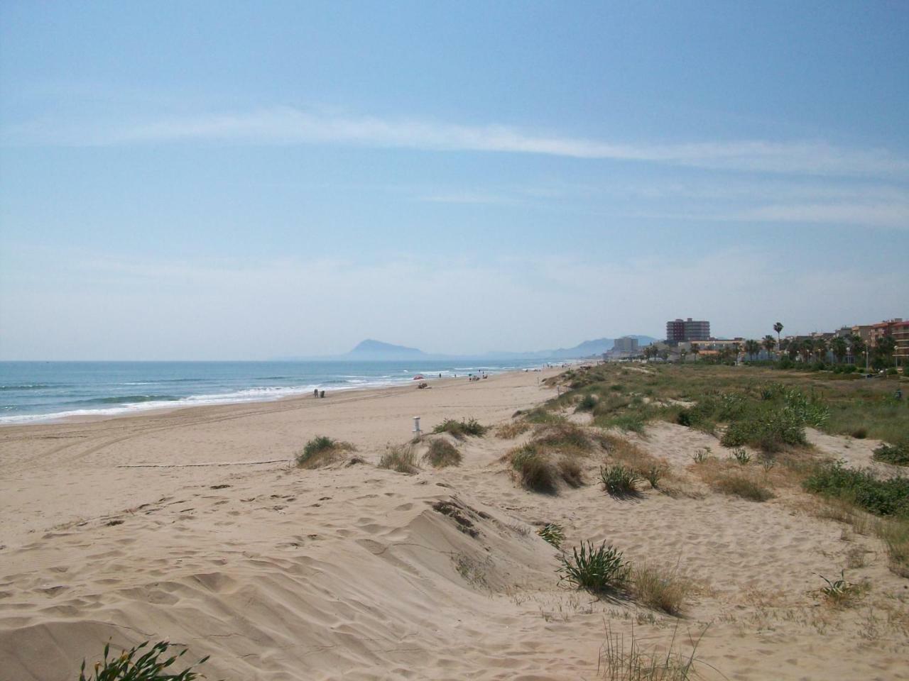 Neptuno Apartamento - Frente A La Playa Daimús Exterior foto