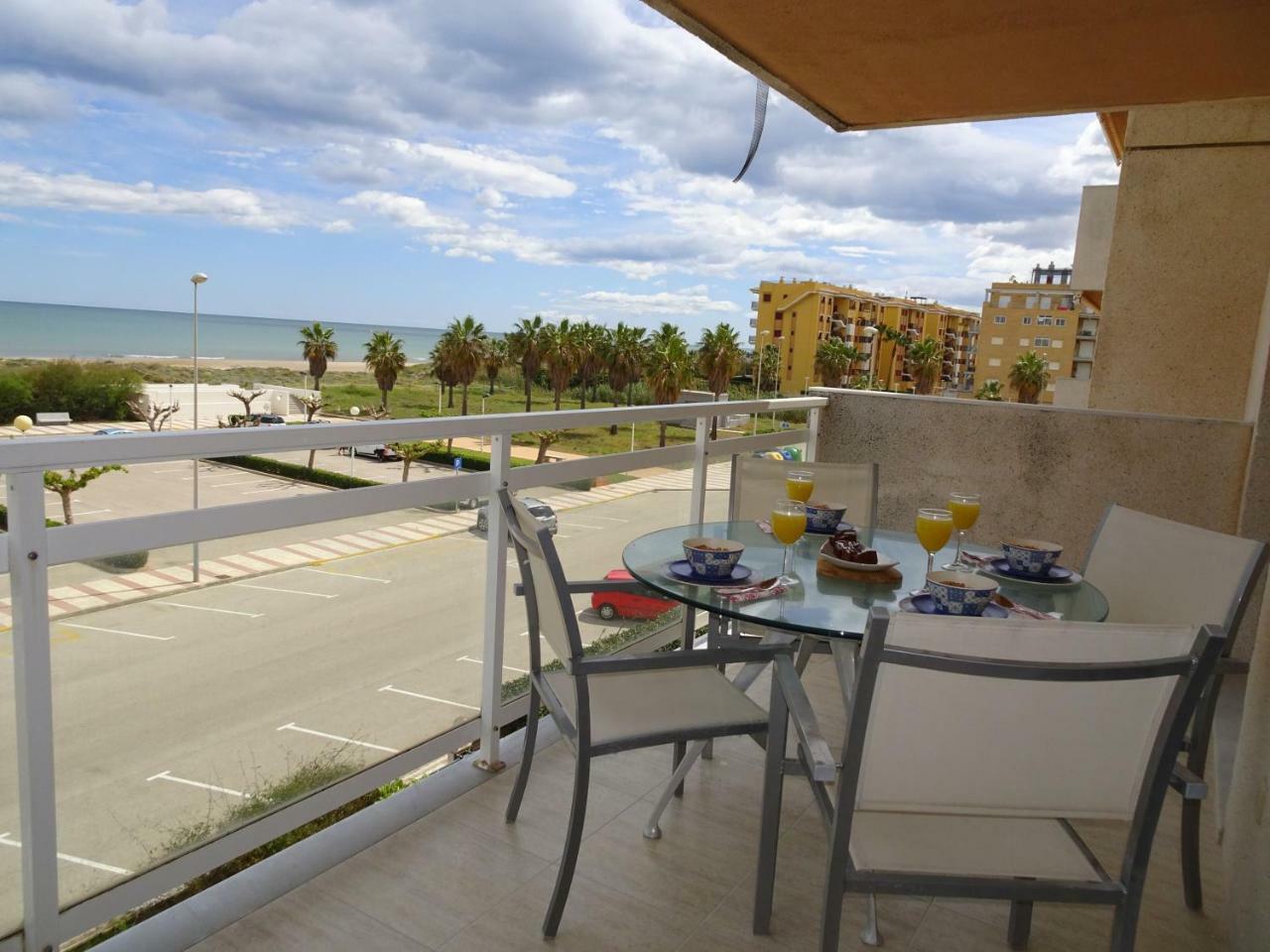 Neptuno Apartamento - Frente A La Playa Daimús Exterior foto
